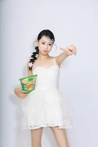 A Deep Dive into YiTuYu Art Language Vol.10349: Showcasing the Elegance of Xiao U - image 10