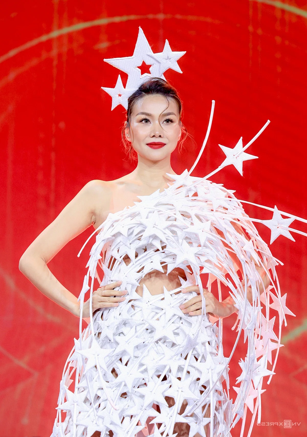 Star of the Year Catwalk: Four Iconic Beauties Gracing the Runway