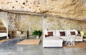 Extraordinary Cave House Design Blending Seamlessly with Natural Surroundings - image 1