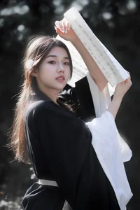 A Deep Dive into YiTuYu Art Language Vol.4605 featuring the Captivating Pei Tong Xue - image 4