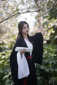 A Deep Dive into YiTuYu Art Language Vol.4605 featuring the Captivating Pei Tong Xue - image 10