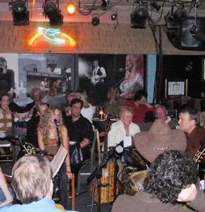 Taylor Swift's Journey: From Small Cafes to Record-Breaking Stadium Tours - image 0