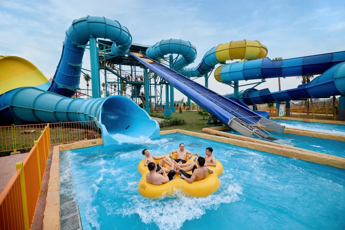 Sun World Ha Nam Welcomes Thousands of Visitors on Its Spectacular Opening Day
