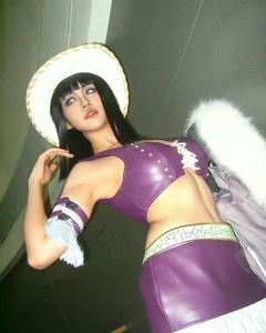 Best Nico Robin Cosplay Gallery: 99+ Captivating One Piece Archaeologist Tributes - image 5