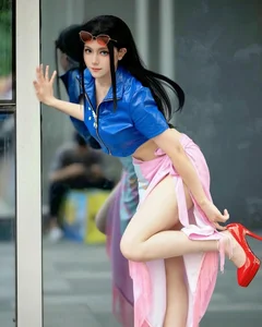 Best Nico Robin Cosplay Gallery: 99+ Captivating One Piece Archaeologist Tributes - image 16