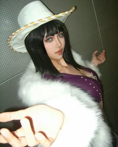 Best Nico Robin Cosplay Gallery: 99+ Captivating One Piece Archaeologist Tributes - image 13