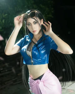 Best Nico Robin Cosplay Gallery: 99+ Captivating One Piece Archaeologist Tributes - image 6