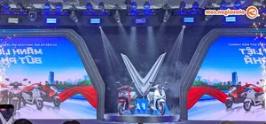 VinFast Unveils Premium Electric Scooters Kinet and Kyo: 150km Range and Spacious Design - image 5
