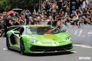Supercars for a Cause: Luxury Vehicle Gathering in TPHCM Supports Northern Vietnam - image 4