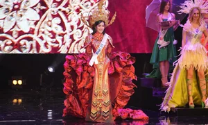 Miss International Vietnam Phuong Anh: Radiant Beauty and Intellectual Elegance - image 15