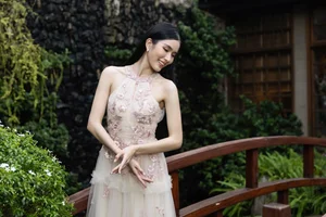 Miss International Vietnam Phuong Anh: Radiant Beauty and Intellectual Elegance - image 21
