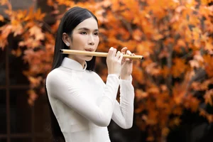 Miss International Vietnam Phuong Anh: Radiant Beauty and Intellectual Elegance - image 14