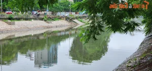 Hanoi's To Lich River Water Levels Rise and Change Color - image 9
