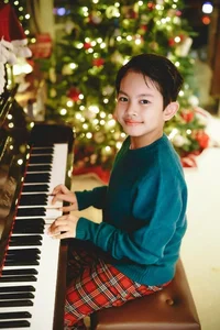 Phan Hien Shares Khanh Thi Postpartum Mental Health Struggle After Third Child - image 2