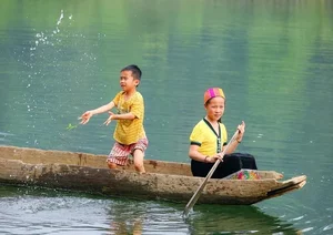 Discovering the Serene Beauty of the Giang River in Nghe An - image 5