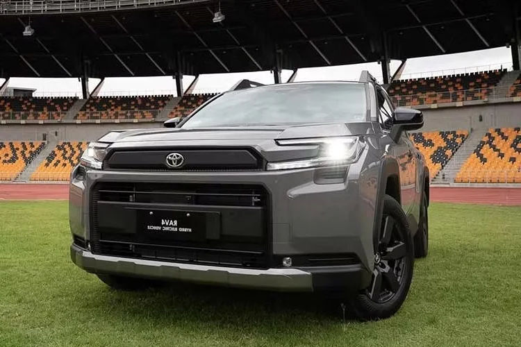Toyota RAV4 Hybrid 2026: The Ultimate Fuel-Efficient SUV for Modern Drivers