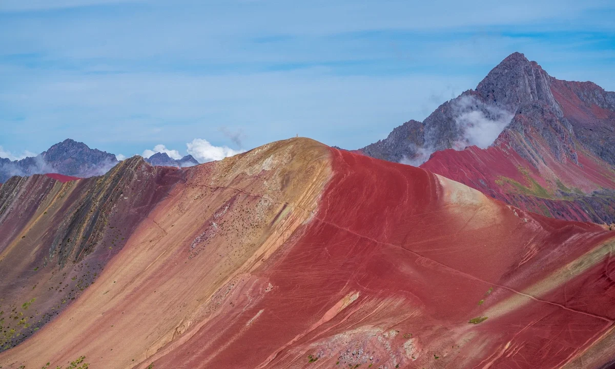 Exploring the Vibrant Rainbow Mountain: A Breathtaking Journey Through Nature’s Palette