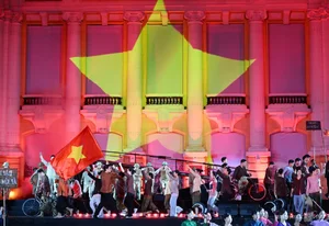 Reliving History: A Captivating Art Night Journey Through Hanoi’s Most Significant Historical Eras - image 3
