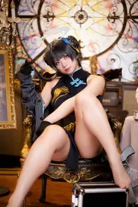 Captivating Blue Archive Kisaki Cosplay: Yi Miao Jun's Mysterious Allure (26P) - image 0