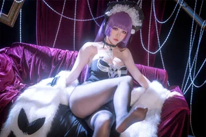 Elegant Tashkent Cosplay by Hoshilily: A Visual Masterpiece from Azur Lane - image 9