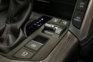 Toyota Land Cruiser LC300 Hybrid Now Accepting Deposits In Vietnam Ahead Of August Launch - image 9