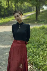 Chenaling_CL's Grace with Classic Horse Skirt in YiTuYu Vol.8784 Collection - image 27