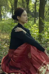 Chenaling_CL's Grace with Classic Horse Skirt in YiTuYu Vol.8784 Collection - image 25