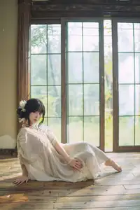 Coser yuuhui - Spring Song Part01: Ethereal Beauty by the Window, Awakening the Senses. - image 6
