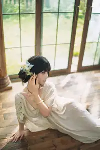 Coser yuuhui - Spring Song Part01: Ethereal Beauty by the Window, Awakening the Senses. - image 9