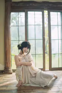 Coser yuuhui - Spring Song Part01: Ethereal Beauty by the Window, Awakening the Senses. - image 3