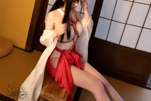 Coser Yi Se Yu Miko: Captivating Fusion of Tradition and Allure - image 4