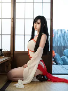 Coser Yi Se Yu Miko: Captivating Fusion of Tradition and Allure - image 14