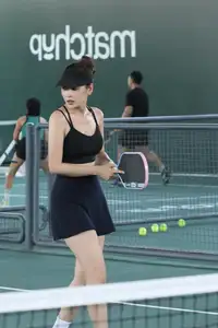 Chi Pu Stuns on Pickleball Court: Flawless Beauty, Toned Physique Draws Fan Awe - image 6