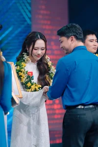 Vietnam’s Most Successful Champion Honored by Central Youth Union for Social Impact - image 4