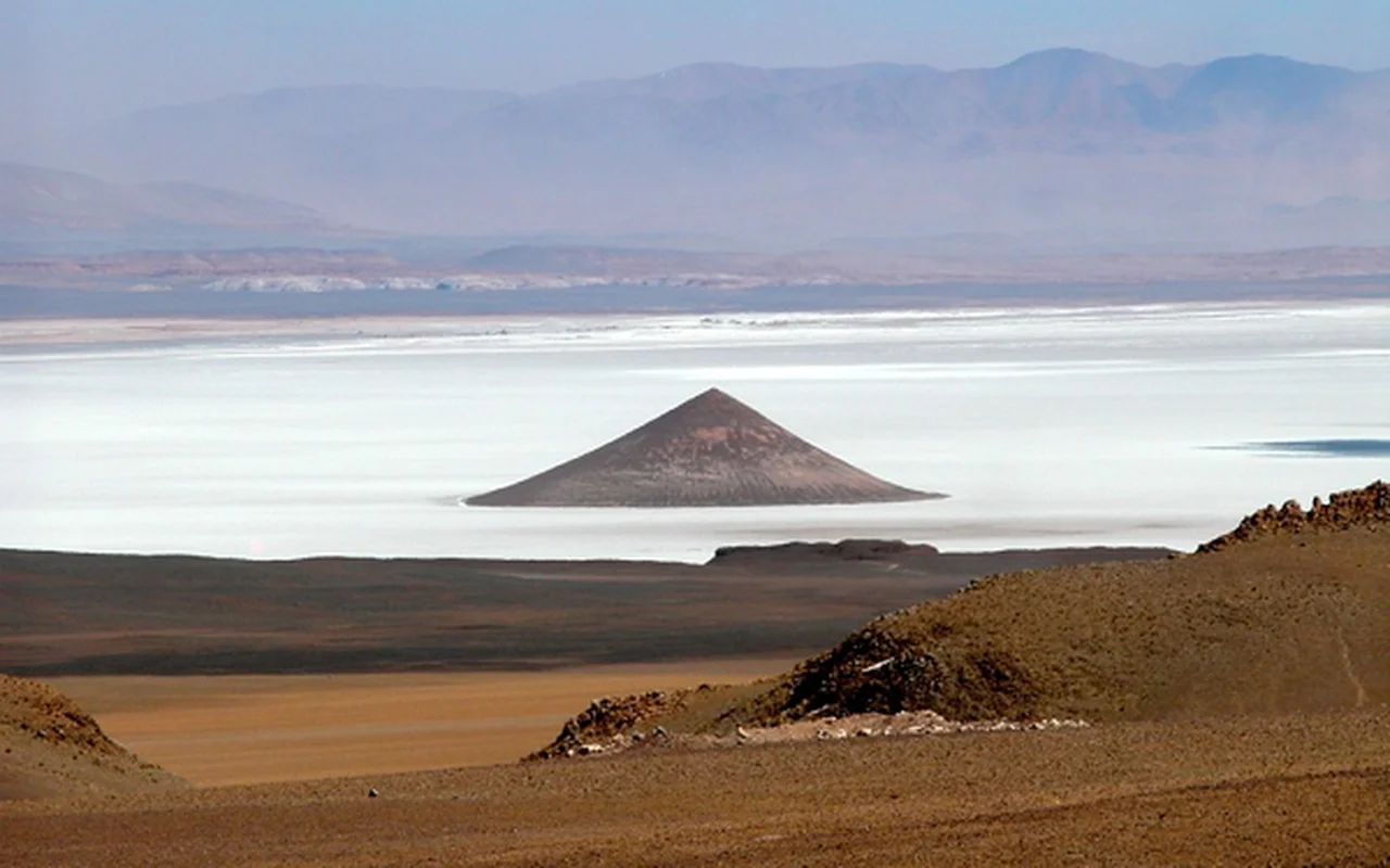 UFO Hotspots: The Most Visited Alien Destinations on Earth