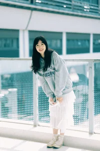 YiTuYu Art Language Vol.10173: Dong Gua 16-Page Artistic Portrait Series and Fashion Photography - image 1