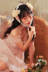 Yan Yun Lin in YiTuYu Art Language Vol.6898: A Masterclass in Portrait Photography - image 1