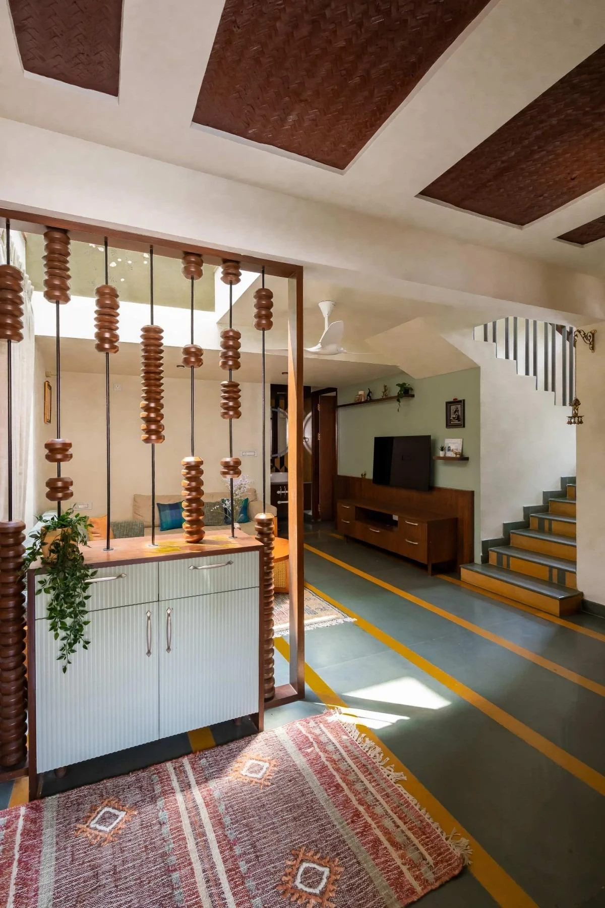 Architectural Marvel: Alayam’s Multi-Layered Design and Striking Diagonal Aesthetics