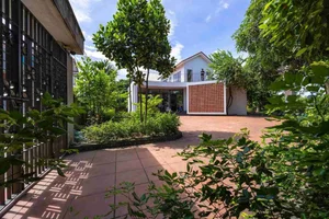 Preserving Heritage: An Impressive Countryside Home Blending Traditional Soul with Modern Architectural Comfort - image 12