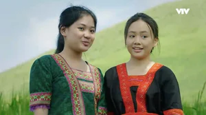 The Heartwarming Finale of Cuoc Chien Khong Gioi Tuyen: Romance Blooms Between Trung and Phuong - image 6