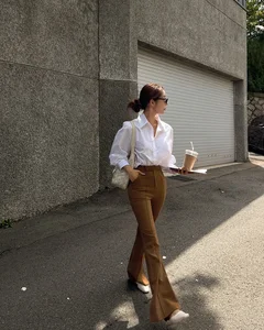 4 Essential White Tops Every Woman Needs for a Chic Spring and Summer Wardrobe - image 9