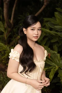Where Are the Three Beautiful Actresses of 'Mat Biec' Seven Years Later? - image 6