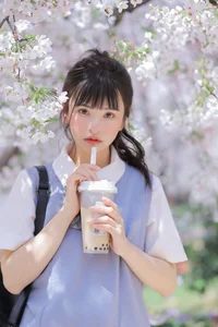 Pure Youthful Vibes with Zhuo Dao Yi Zhi Su Su in YiTuYu Vol.8890 - image 3
