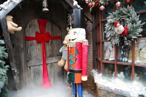 European Winter Vibes: Discovering a Dreamy Themed Cafe in Dong Nai Province - image 4