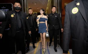 K-Pop Star Hyomin (T-ara) Stuns Fans with Chic, Elegant Fashion During Her Hanoi Visit - image 4