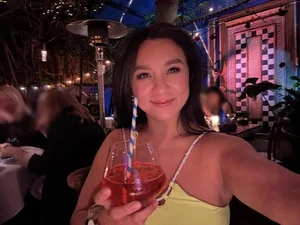 Y Phung Celebrates Birthday in the US: A Glamorous Look at the Iconic Star - image 5