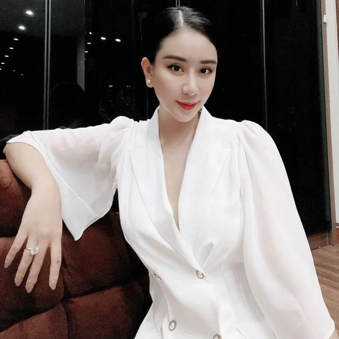 Inside the Luxurious Tet Decorations of Vietnamese Rich Kid Nguyen Thanh Tu’s Stunning Villa