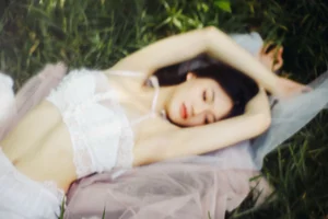 YiTuYu Art Language Vol.9812: Exploring the Aesthetic Beauty of Dong Dong (38P) - image 16