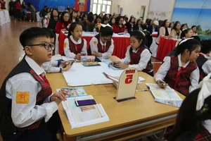 Revolutionizing History Education Through Science and Technology - image 4