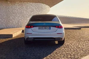 The 2026 Mercedes-Maybach S-Class: Ultimate Luxury Meets Cutting-Edge Automotive Technology - image 11